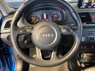 Audi Q3 - 11