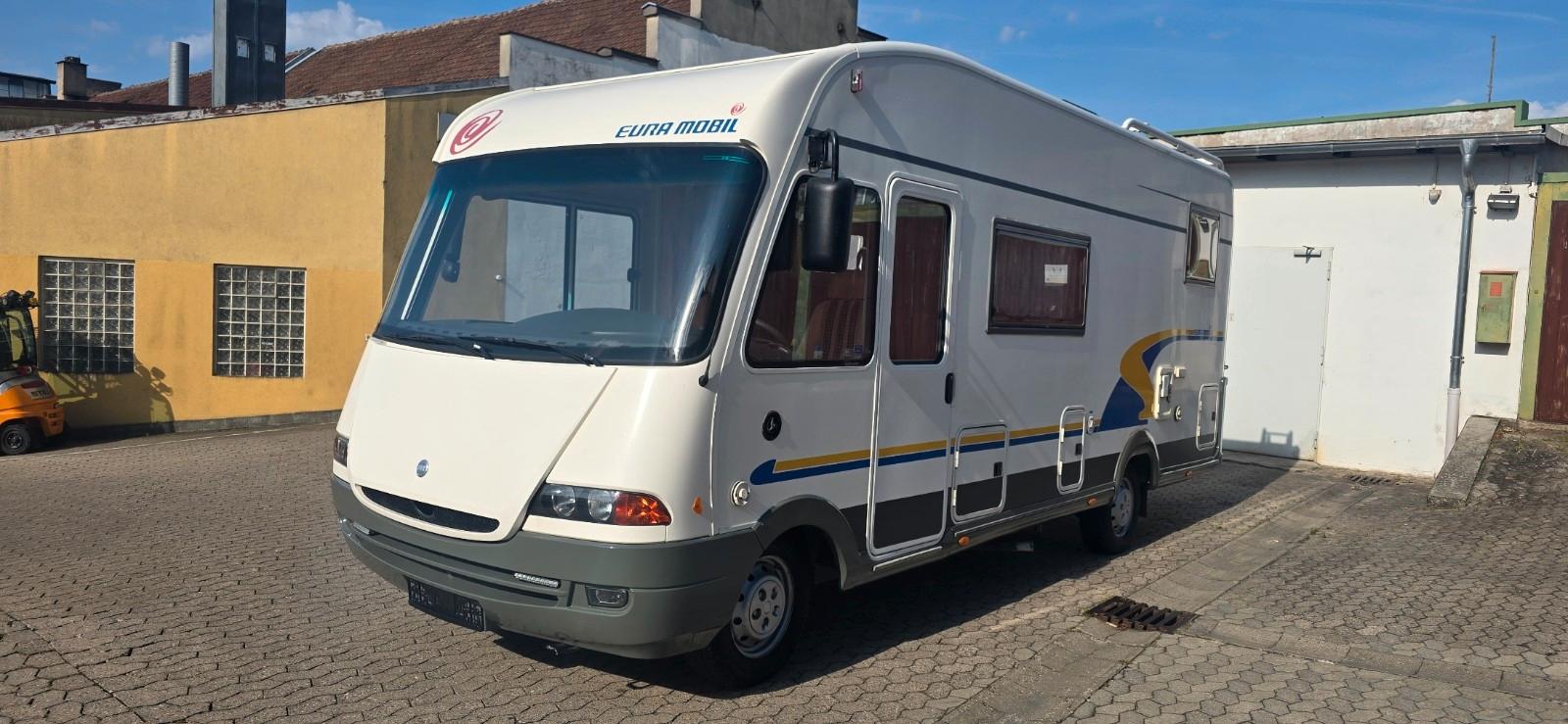Eura Mobil Integra 690HB*Solar*Euro 4*Klima*Festbett*