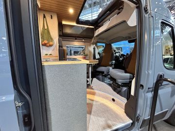 HYMER ERIBA HYMERCAR Redwood 601 Explorer 8G LED Fahrkomfort