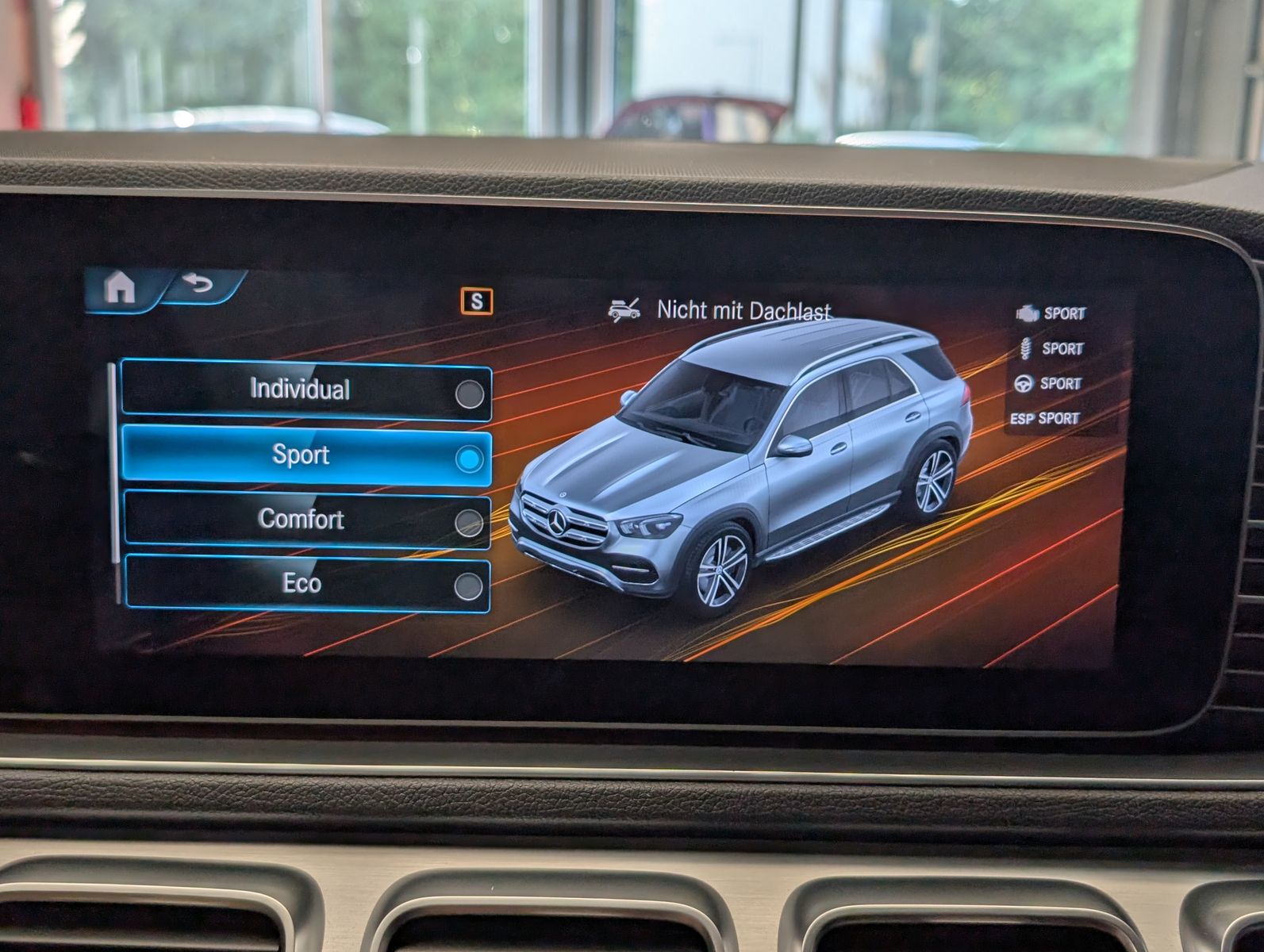 Fahrzeugabbildung Mercedes-Benz GLE 450 AMG 4M*AIRMATIC*LED*BURMESTER*CAM*NIGHT*