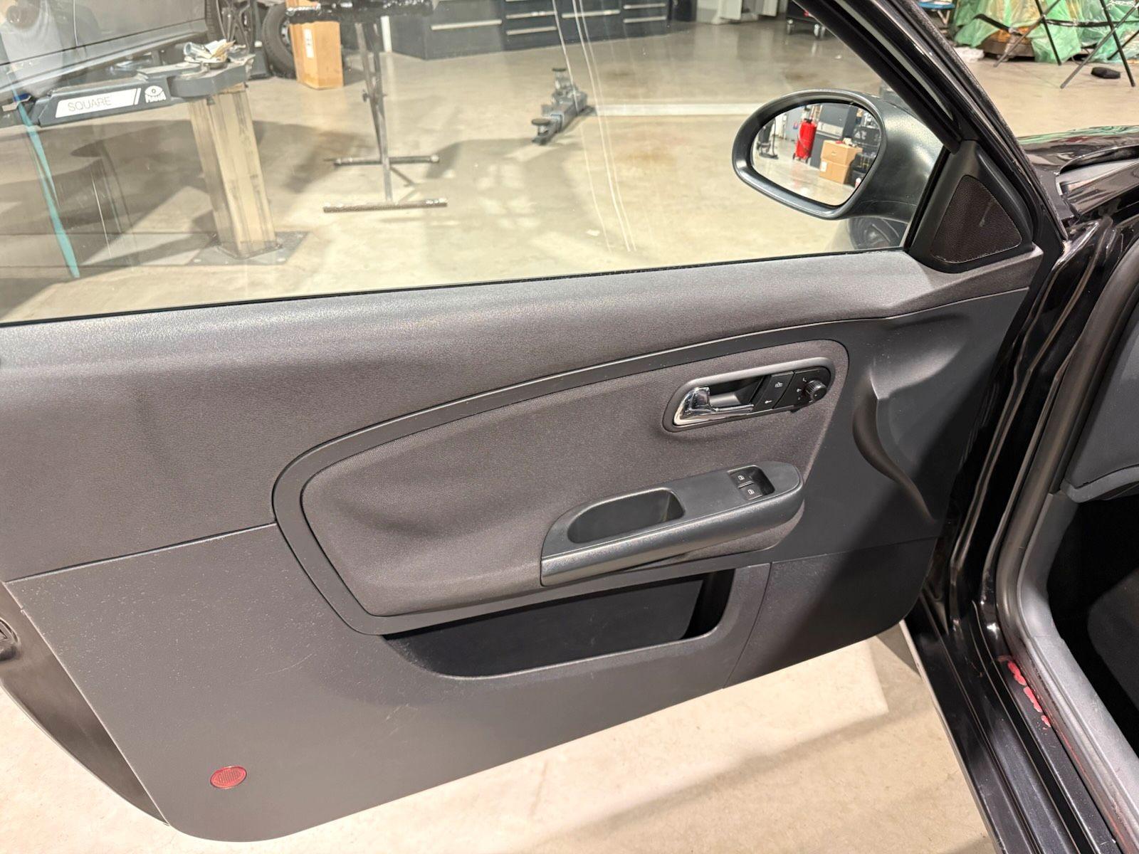 Seat Ibiza 2006 — photo 14