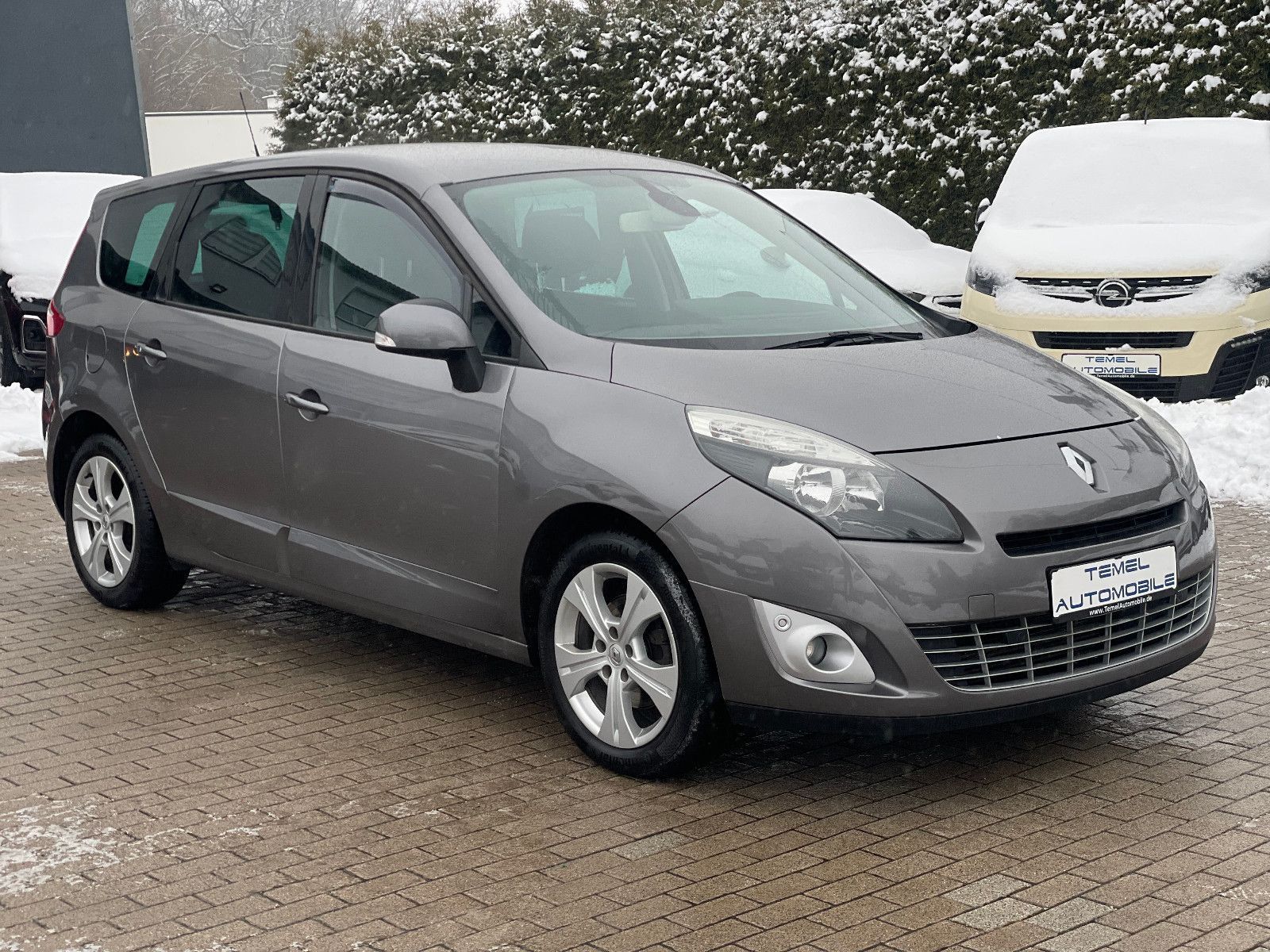 RENAULT Grand Scenic, 2010, Benzin, 131 PS