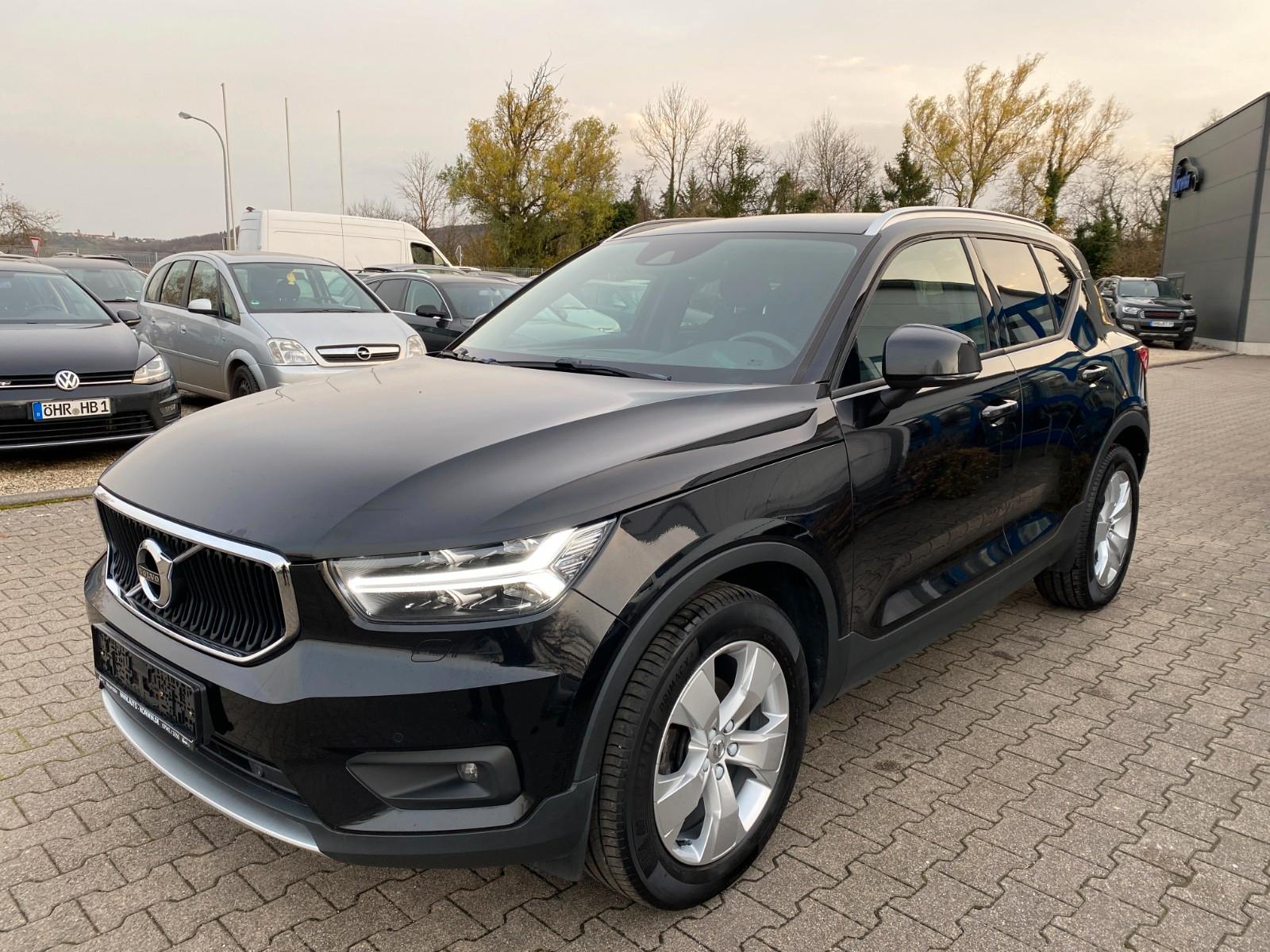 Volvo XC40 Momentum Pro 2WD