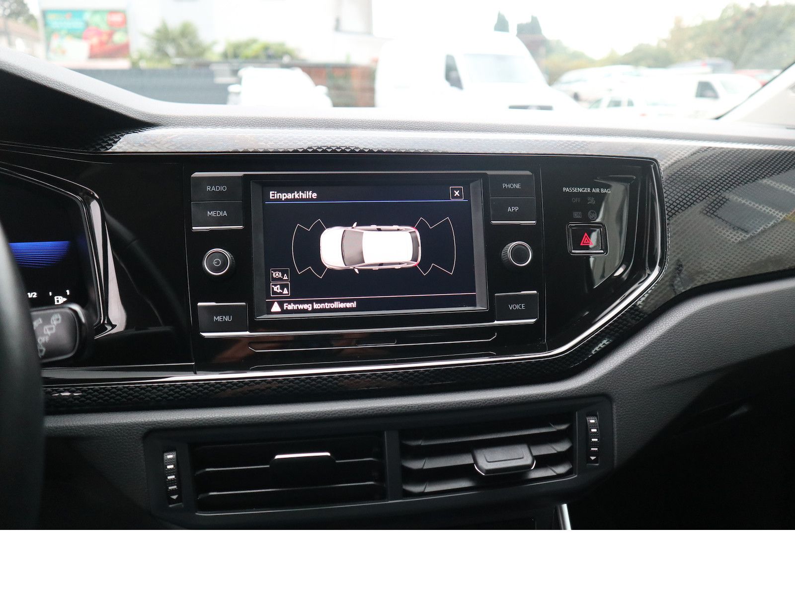Fahrzeugabbildung Volkswagen Polo Life Tempo SHZ Schekheftgepflegt