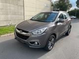 Hyundai ix35 FIFA World Cup Edition 2WD*Leder*SHZ*Alus* - Hyundai ix35 in Berlin