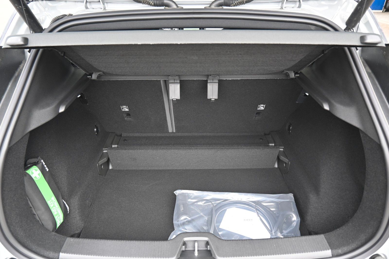 Fahrzeugabbildung Volvo EX30 Single Plus*Winter Paket*Scheibentönung