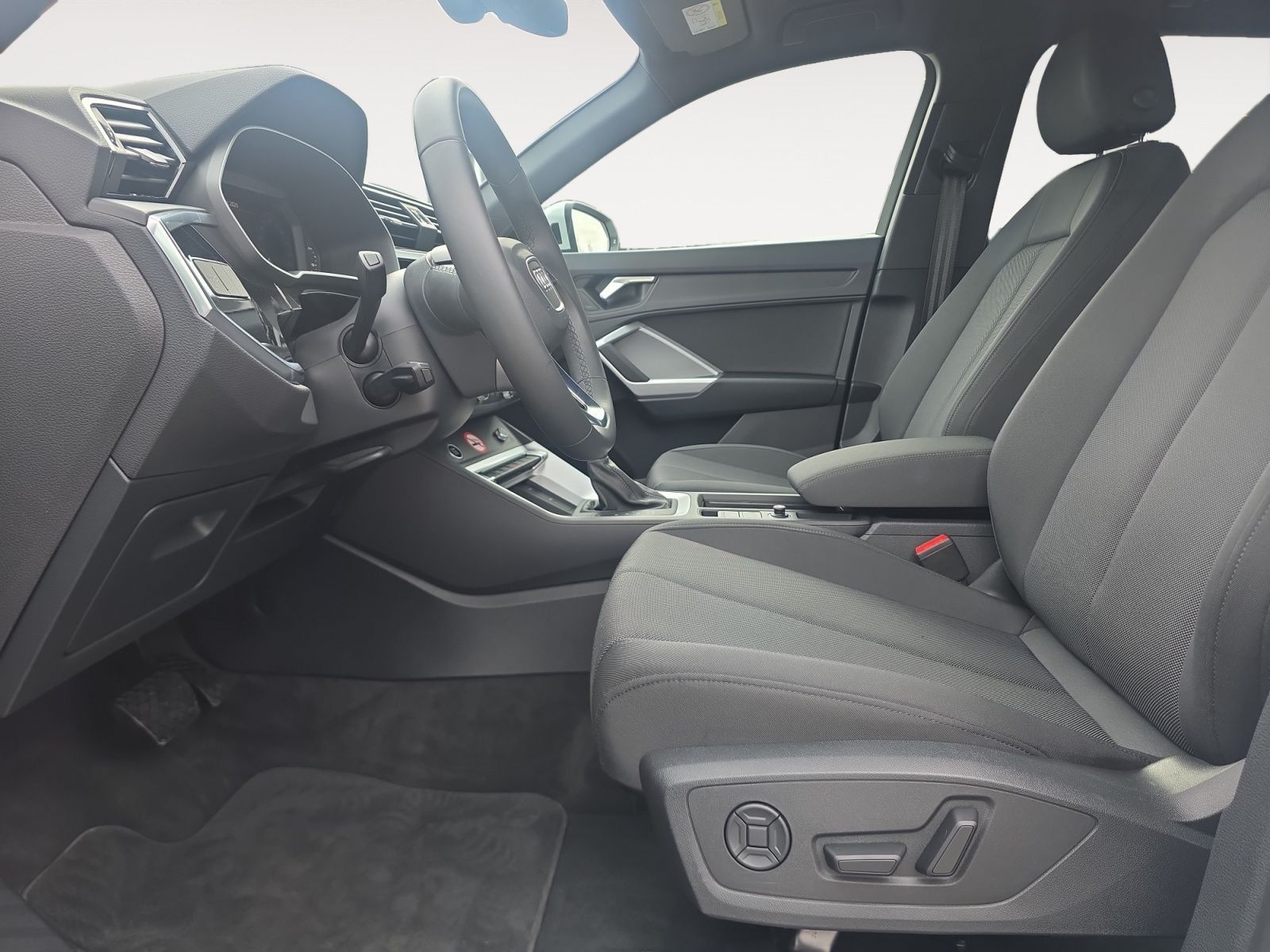 Audi Q3 - Bild 11