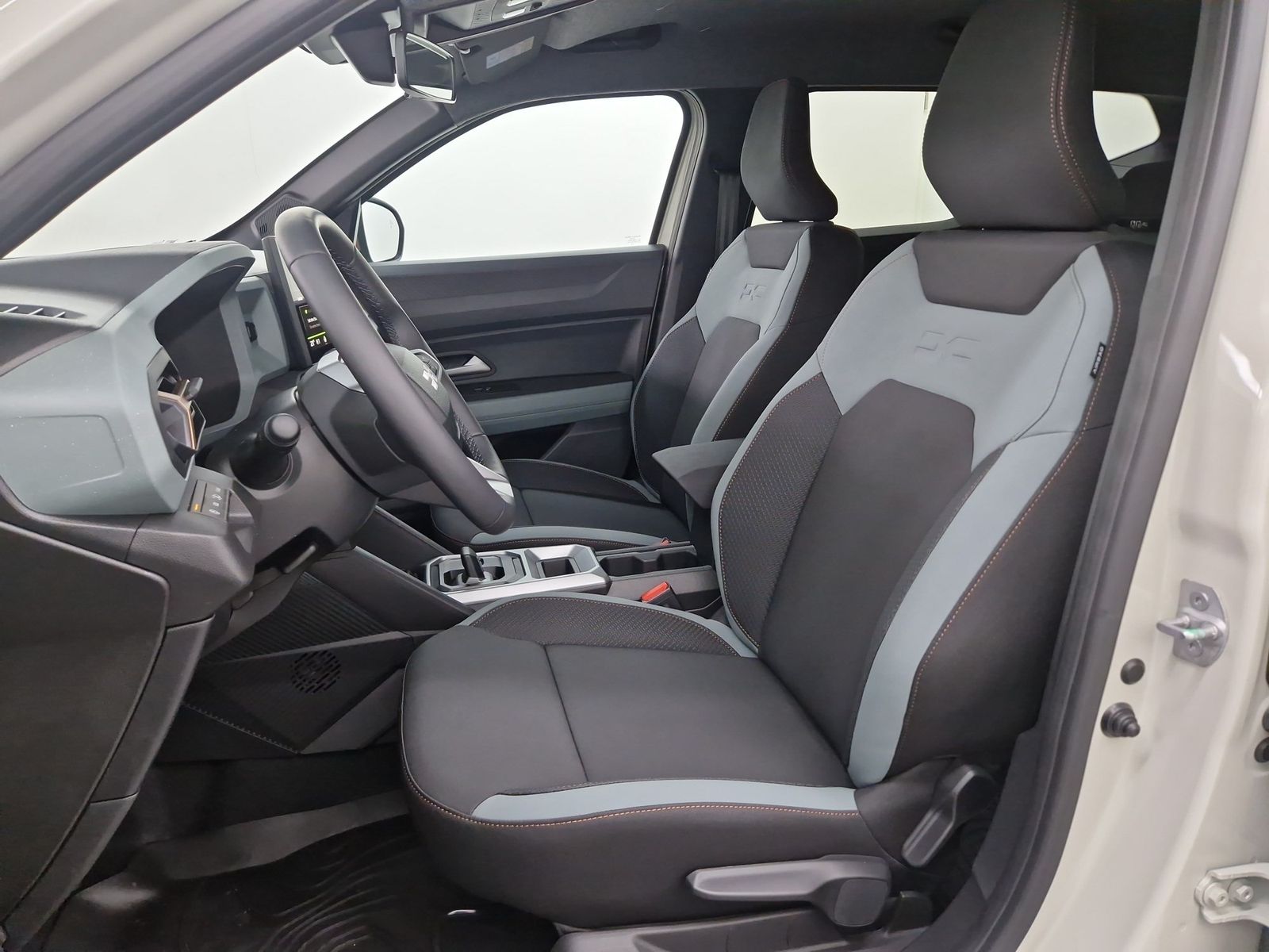 DACIA Duster Extreme Hybrid 155 Technik City – Bild 8