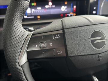 Opel Grandland 1.2 GS KeyLess, KAMERA, CARPLAY