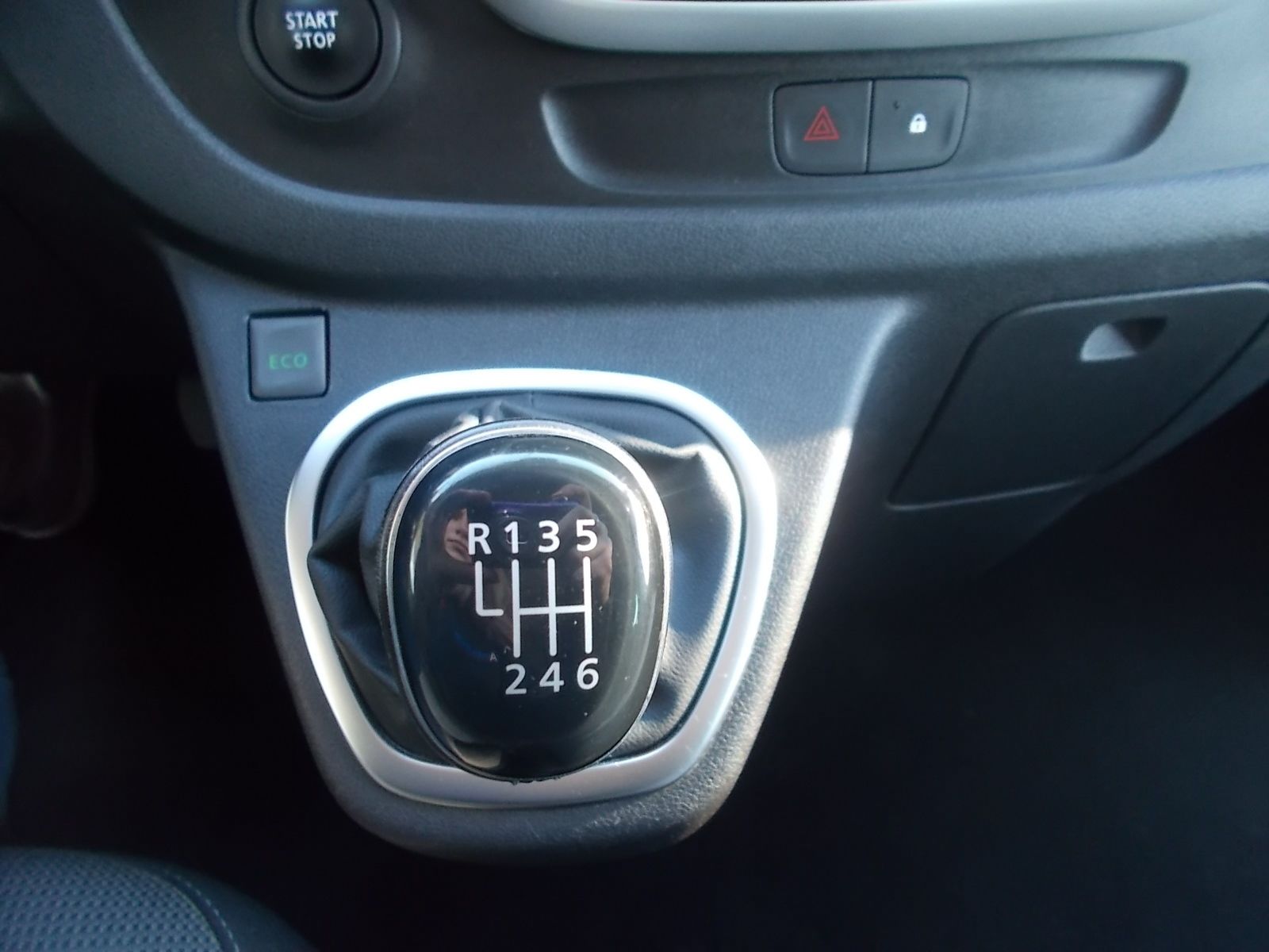 Fahrzeugabbildung Fiat Talento 2.0 Mjet 145 PS L2H1 Family NAVI AHK