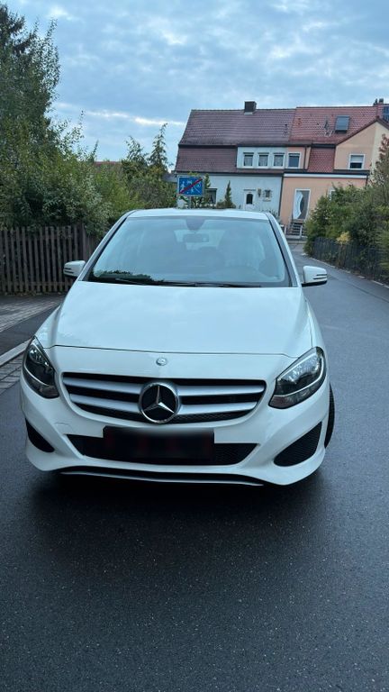 Image of Mercedes-Benz B 180