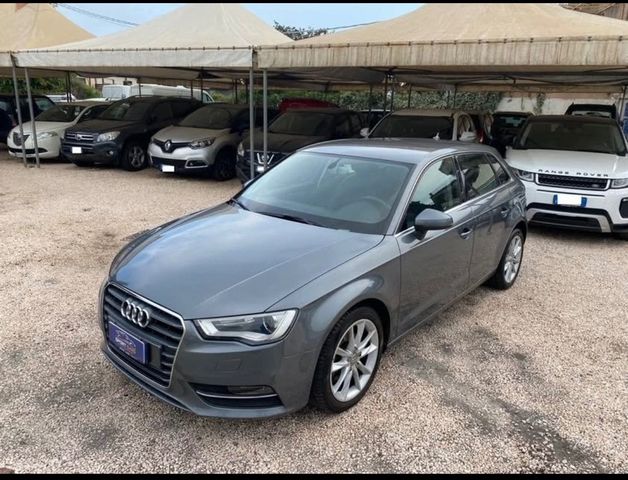 Audi A3 SPB 1.6 TDI Ambition NAVI LED