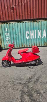 Vespa 946 red - VESPA 946