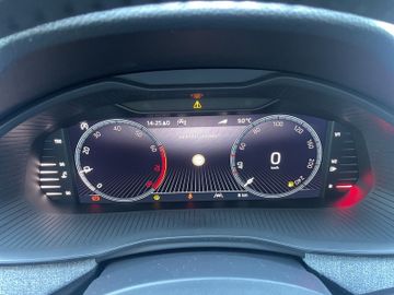 Skoda Kamiq 1.0 TSI TOUR *SHZ*NAVI*MATRIX*KESSY*KLIMA