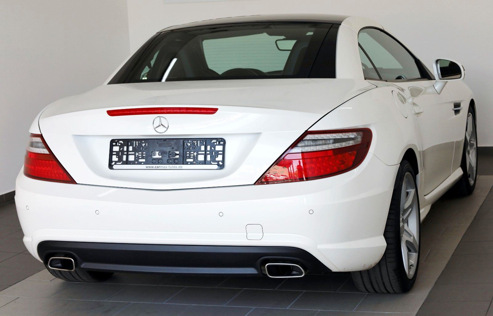 Fahrzeugabbildung Mercedes-Benz SLK 200 AMG Line Leder,Panorama,Navi,Airscarf
