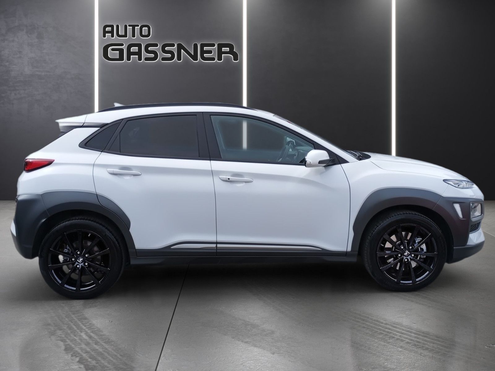Fahrzeugabbildung Hyundai KONA 1.6 T-GDI Premium DCT 4WD Sitzp. Navi SD
