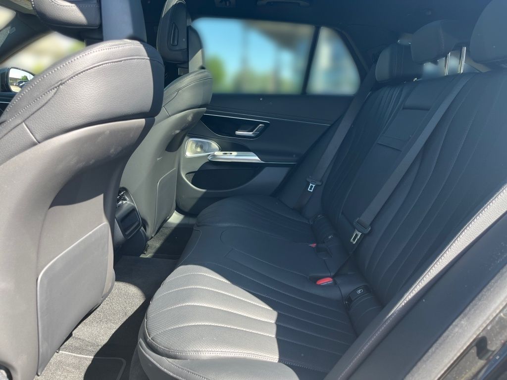 Fahrzeugabbildung Mercedes-Benz E 300 de 4MATIC T-Modell mit EQ Hybrid Technolog