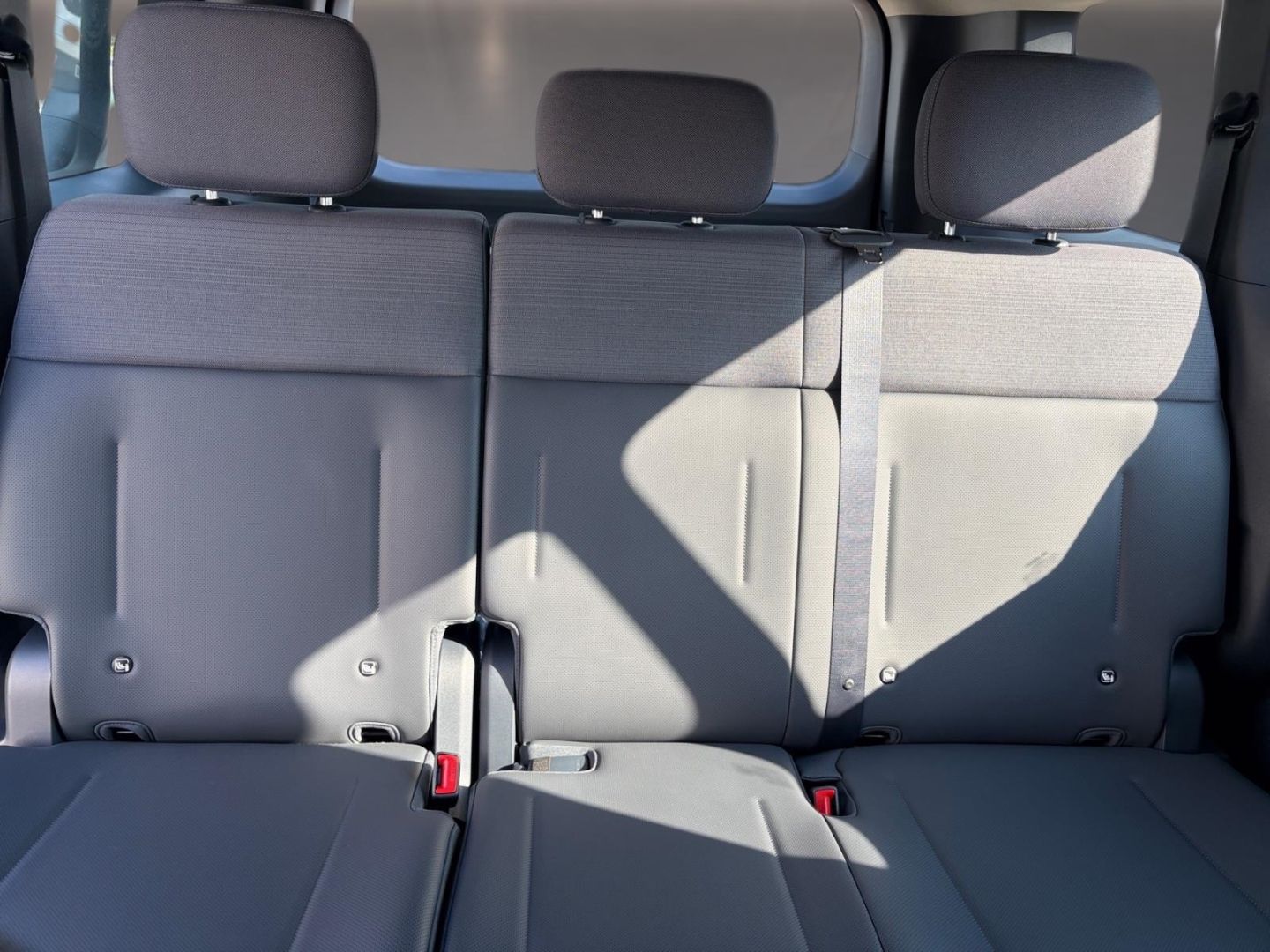 Fahrzeugabbildung Kia PV5 Passenger 120 kW Elite Navi Digitales Cockpi