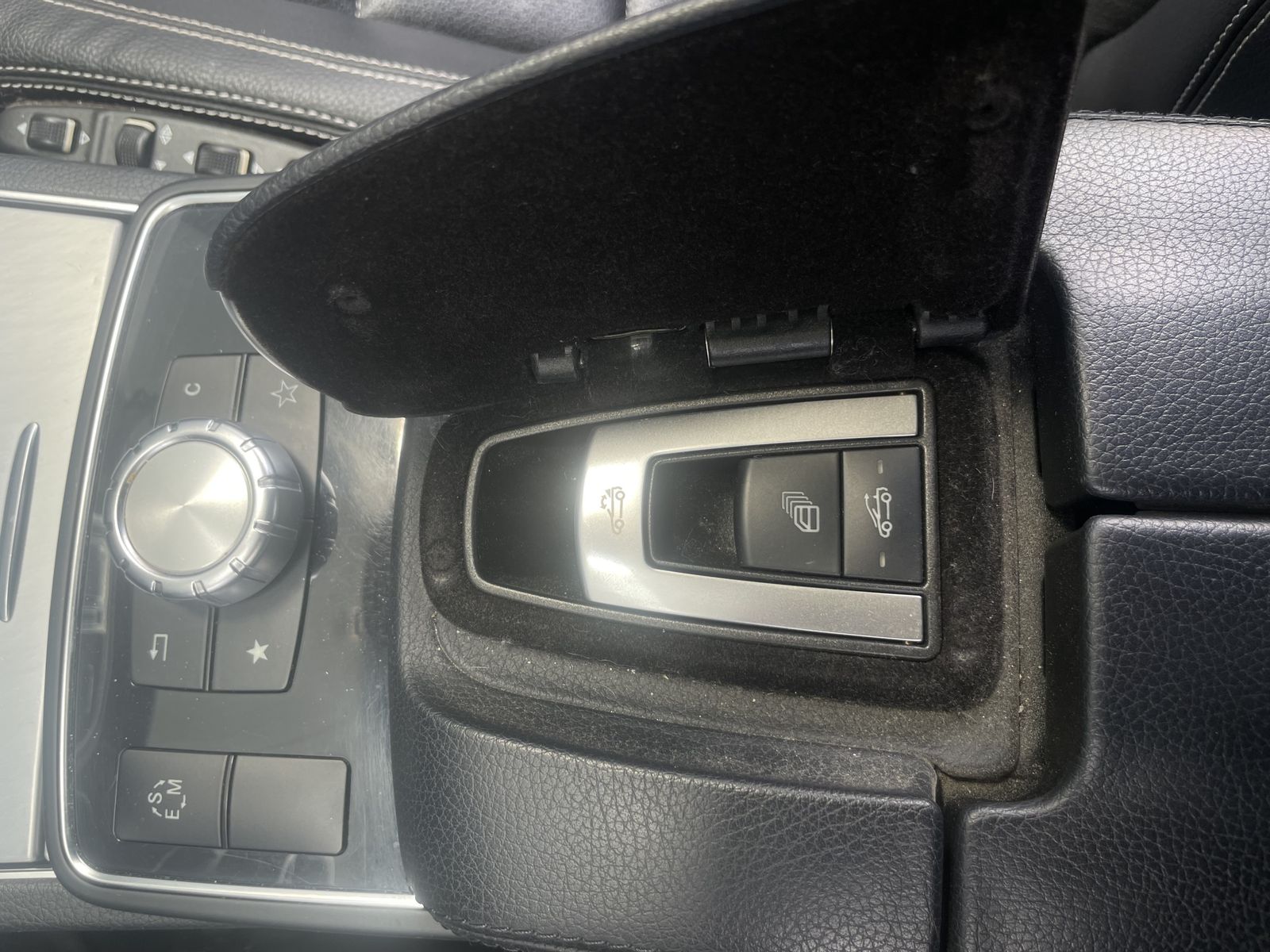 Fahrzeugabbildung Mercedes-Benz E 250 CDI Cabrio AMG-Line NAV+LED+SHZ+PP+18ZOLL