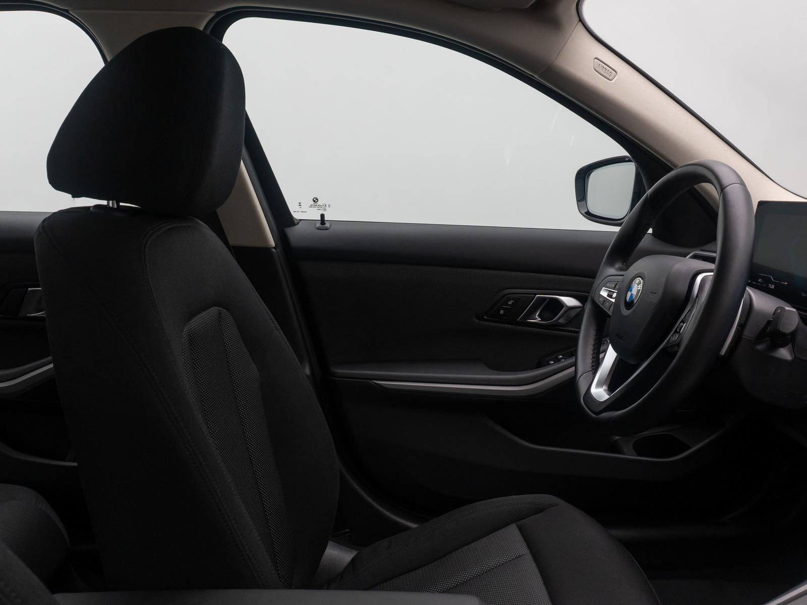 BMW 318 i GeschwindigReg DAB PDC Widscreen Cockpit+, миниатюра 28