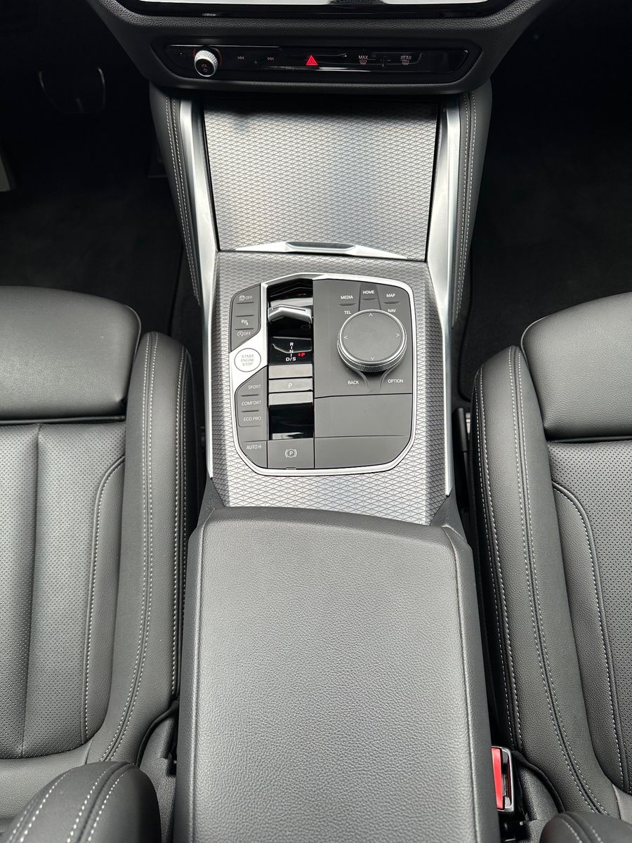 Fahrzeugabbildung BMW 420 Gran Coupé M-Sport Pro NAV+LED+ACC+KAMERA