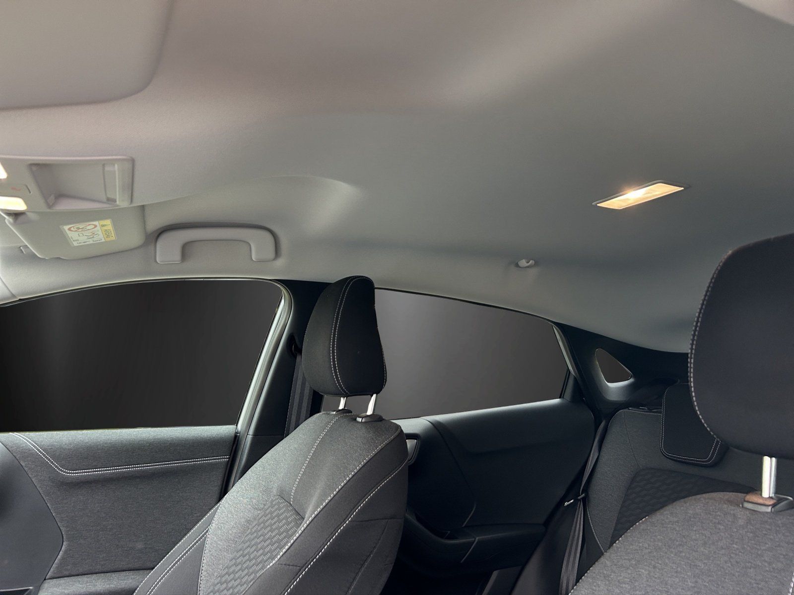 Fahrzeugabbildung Ford Puma Titanium
