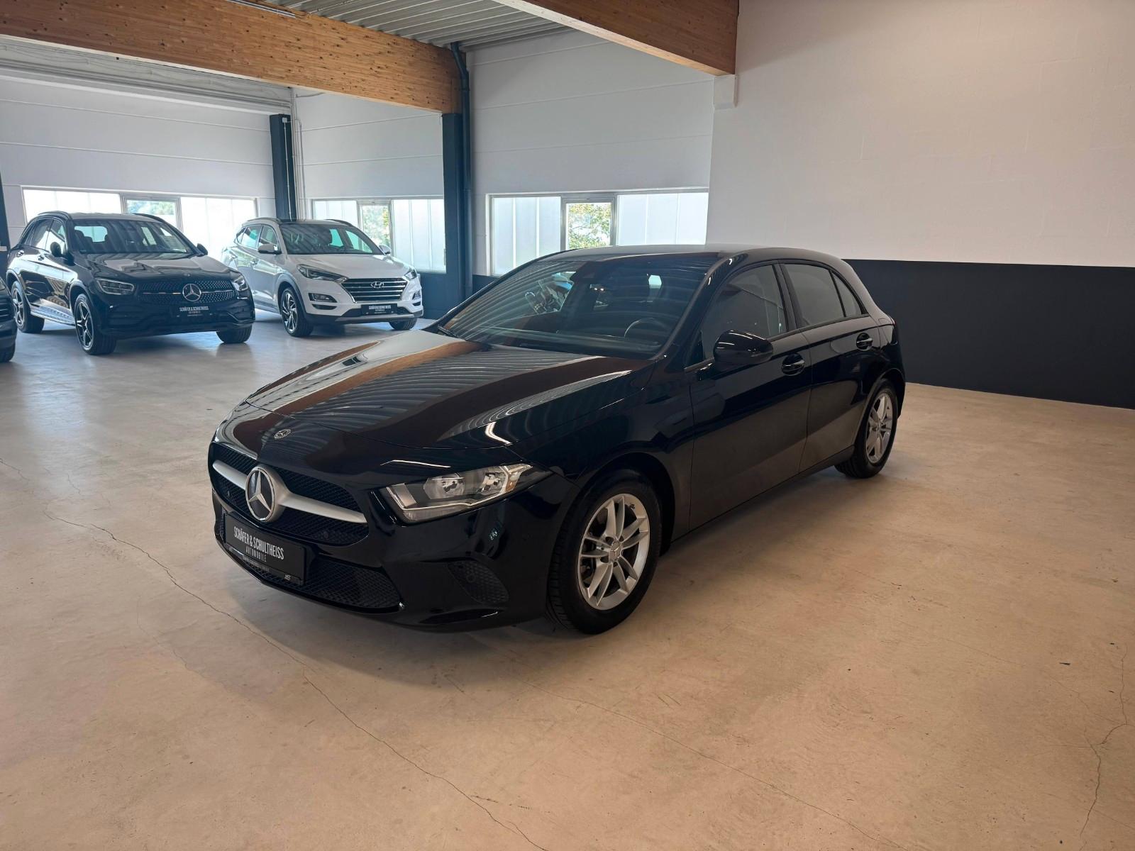 Mercedes-Benz A 160*II.HAND*NAVI*SPUR*TEMP*KEY-GO*8FACH*SHZ*