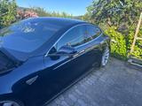 Tesla Model S 85 -