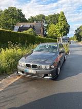 BMW E39 523I - BMW 523
