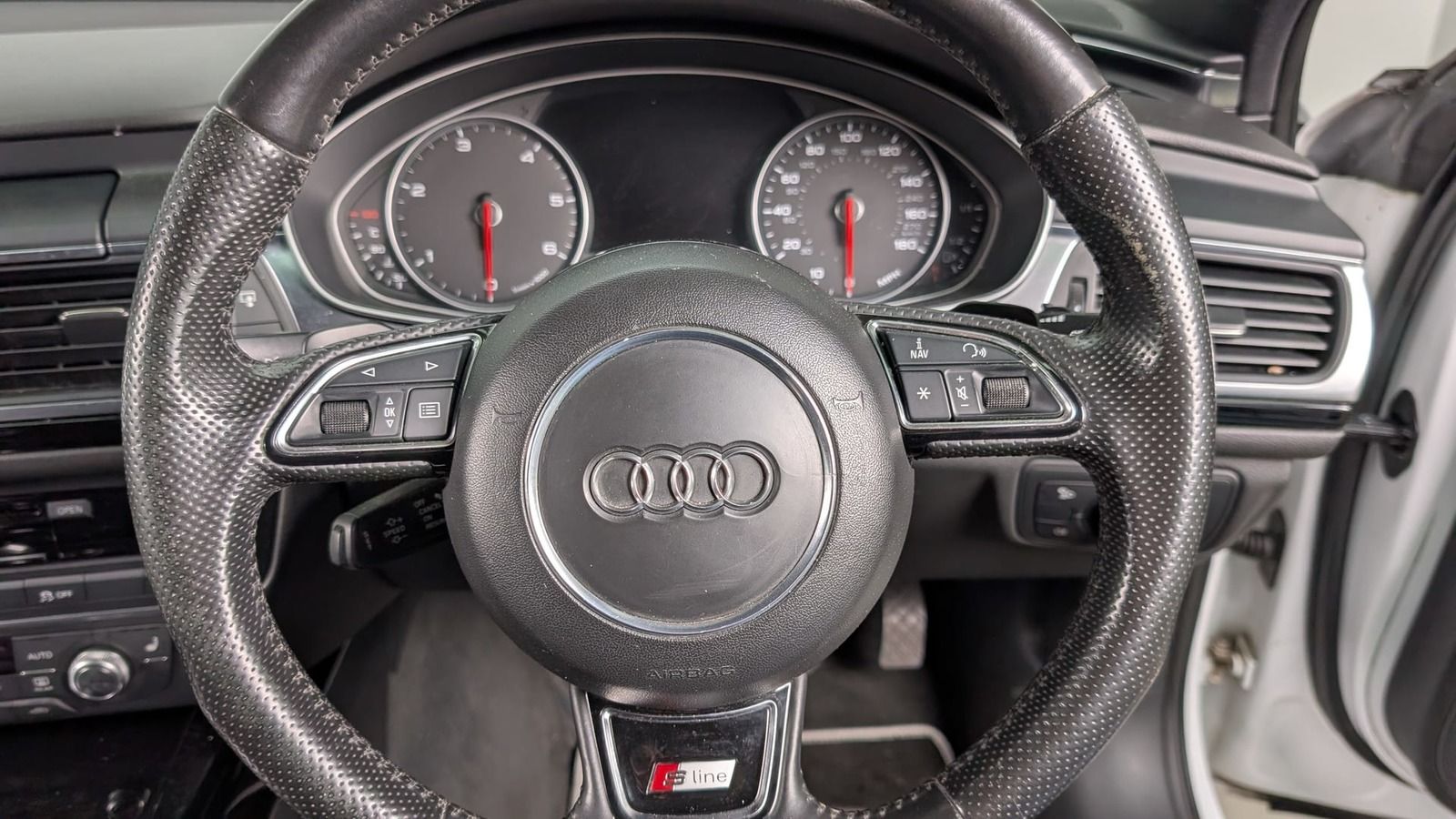 Fahrzeugabbildung Audi A6 3.0 TDI quattro* Xenon * Memory * Schiebedach