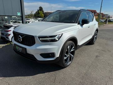 Volvo XC40 - 3