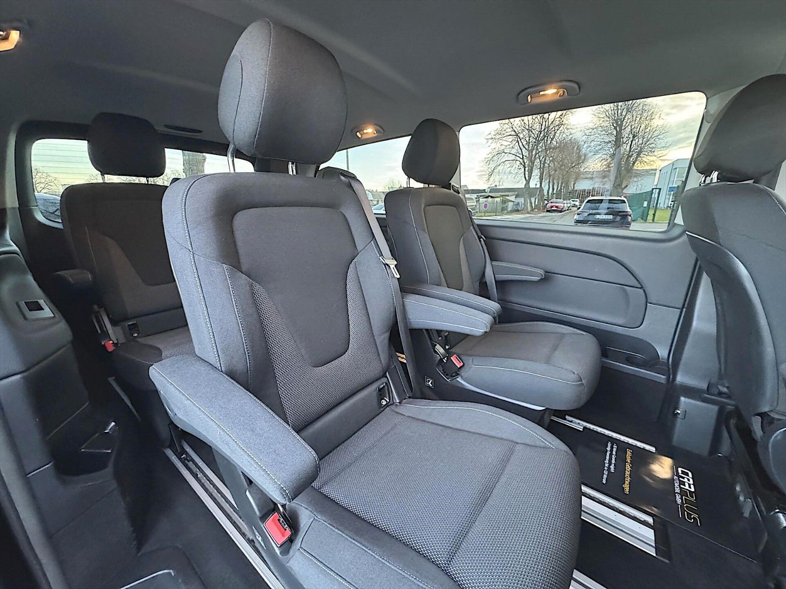 Fahrzeugabbildung Mercedes-Benz V 200d lang *19% MwSt*6 Sitze*Tisch*360°Kamera*