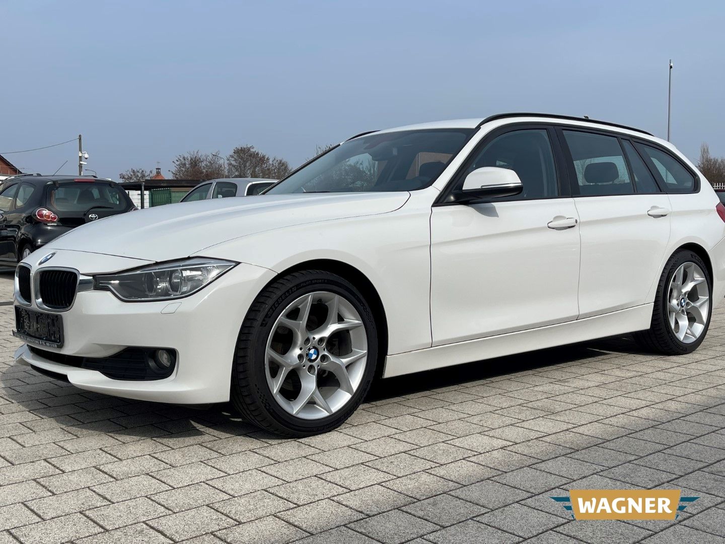 Fahrzeugabbildung BMW 320 d Touring Sitzheizung Tempomat Klimaautomati