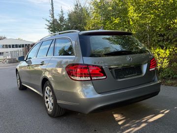 Mercedes E 220 - 4