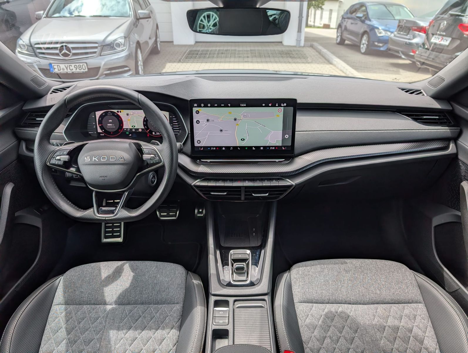 Fahrzeugabbildung SKODA Octavia 2.0 TDI Sportline DSG MATRIX*WINTER*5J.G