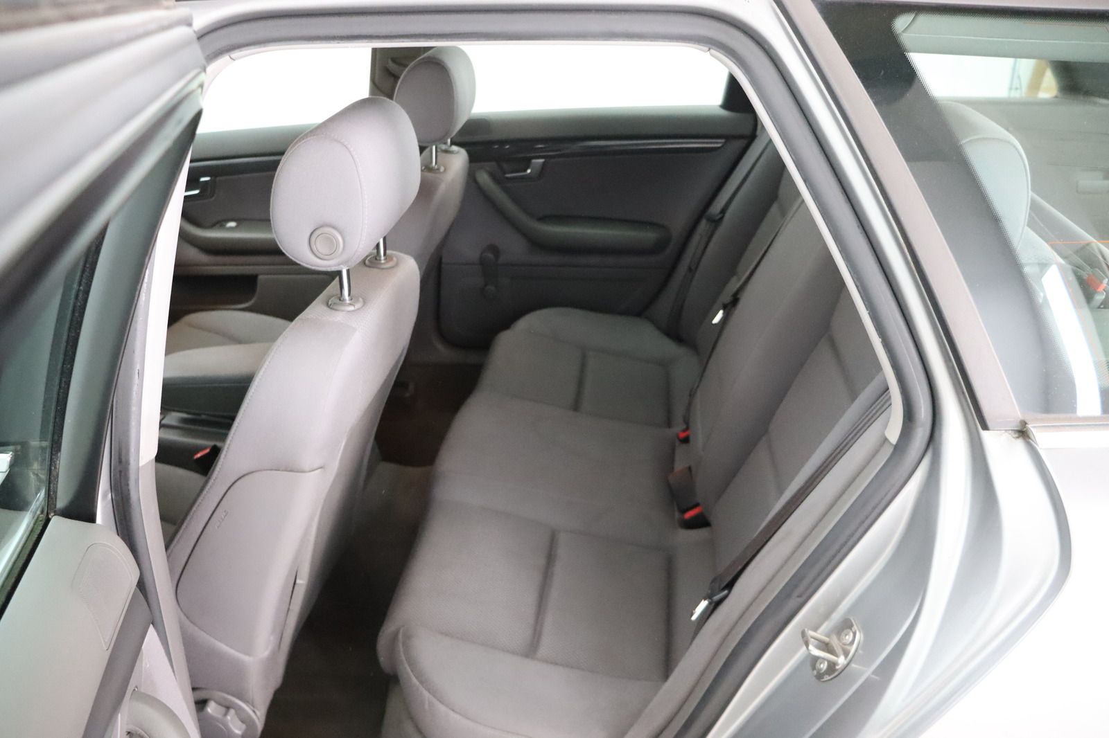 Fahrzeugabbildung Audi A4 1.8 T * HU/AU bis 05.2027 * Xenon * Navi