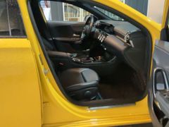 MERCEDES-BENZ A 180 Progressive Edition 19*1.Hand*LED*Night-P.