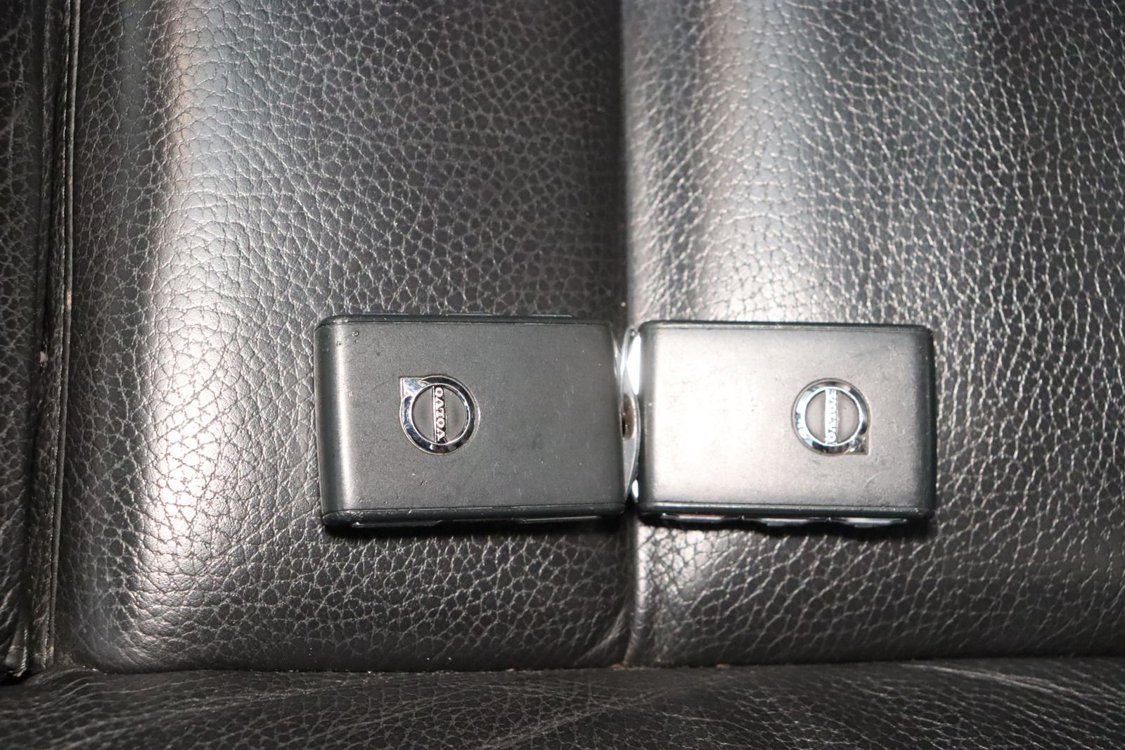 Fahrzeugabbildung Volvo V90 Kombi * HUD * Keyless * Limited Edition Mome