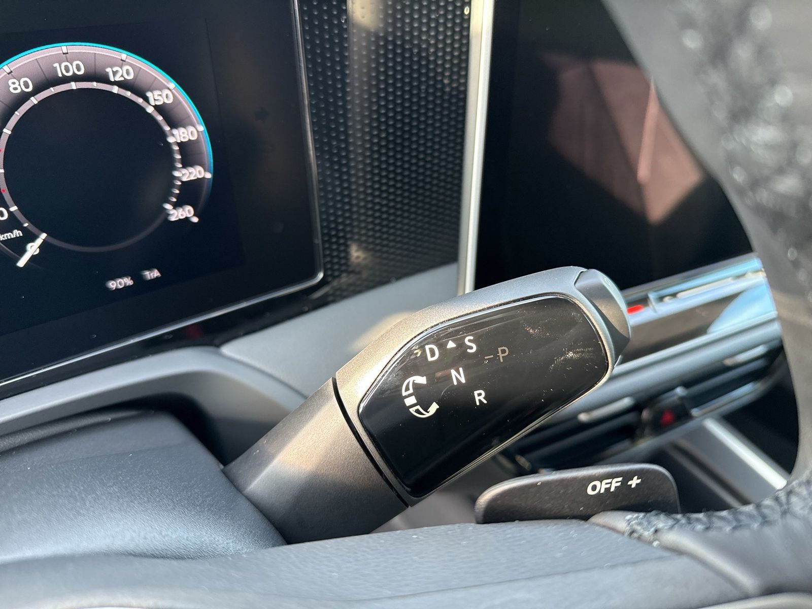 Volkswagen Passat - Bild 11