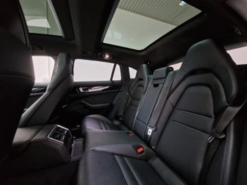 Porsche Panamera - 9