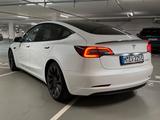 Tesla Model 3 Performance AWD - 2022 - Weiß - Tesla Gebrauchtwagen in München