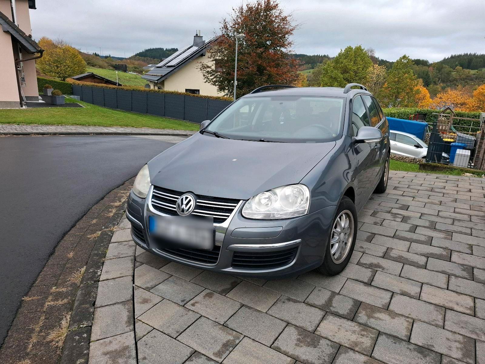Volkswagen Golf 2009 — engine 105 HP (77kW)