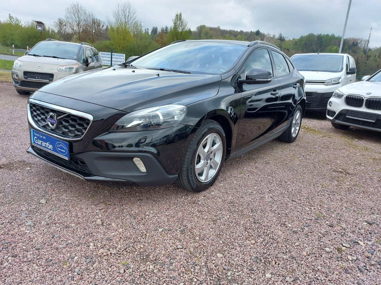 Volvo V40 D2 2.0 Cross Country*Automatik*82 Tkm*Navi*