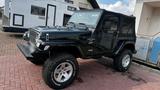 Jeep Wrangler TJ 4,0 - Jeep Wrangler mit Benzin-Antrieb: Cabrio