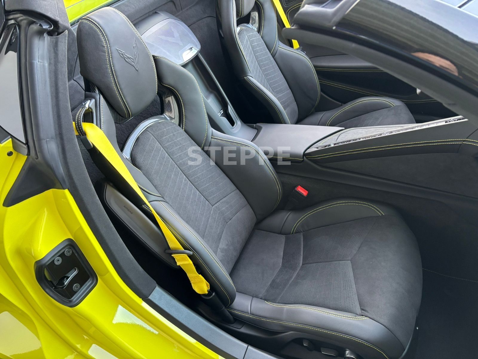 Corvette C8 Stingray Convertible 2024 3LT Europamodell