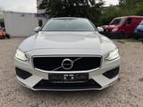 Volvo V60 Kombi 2.0 Momentum/NAVI/ASSIST/AUT./LED/SHZ - Volvo Gebrauchtwagen in Bergisch Gladbach