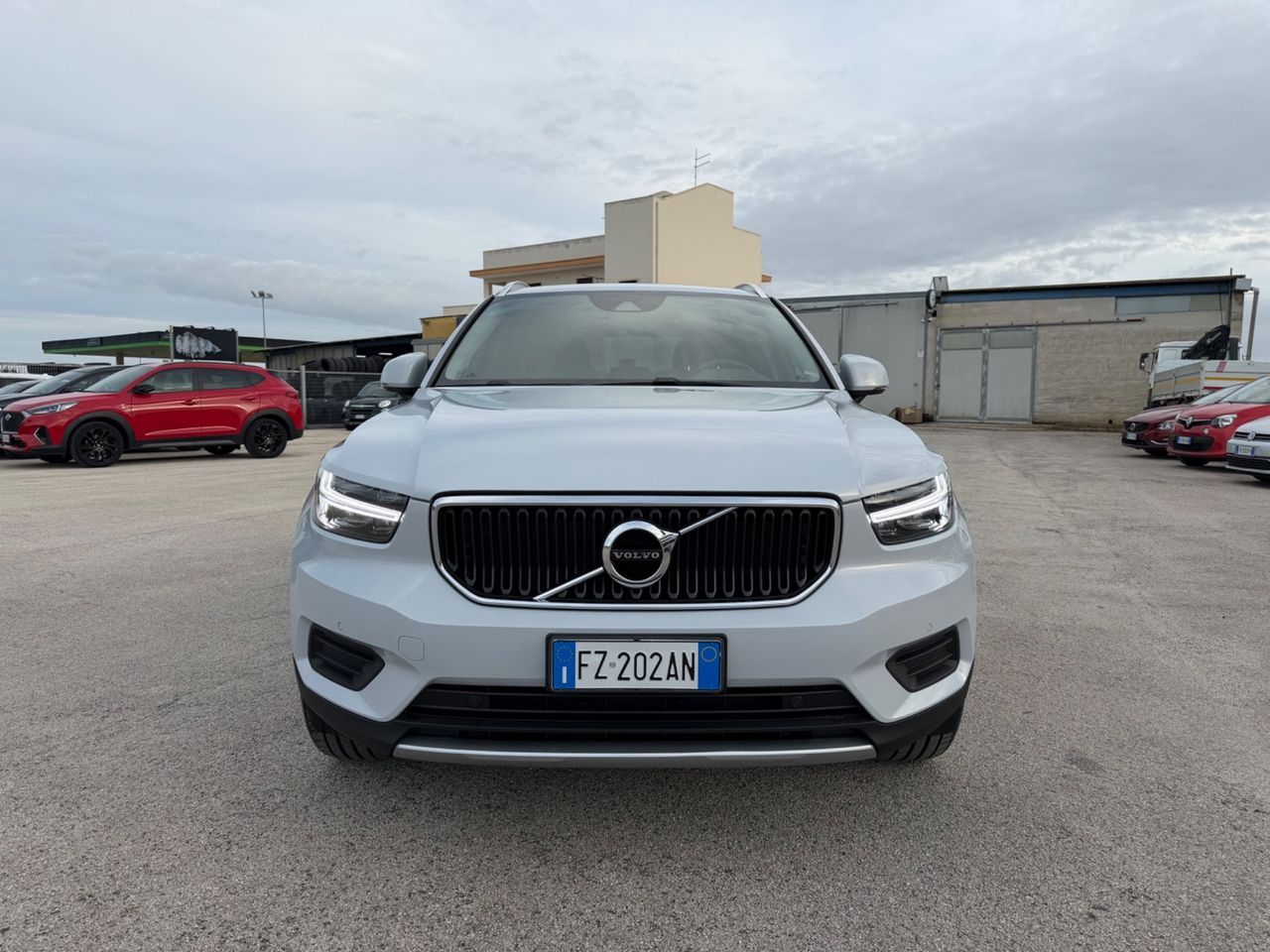 Volvo VOLVO XC40 2.0 D3 150CV MANUALE FULL LED MY20 imagem 3