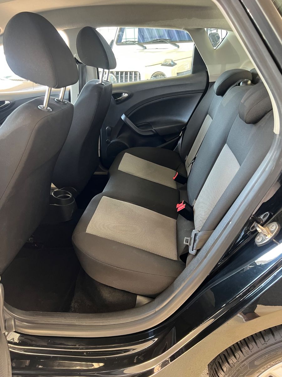 Fahrzeugabbildung SEAT Ibiza Reference *SCHECKHEFT BEI SEAT*1.HAND*