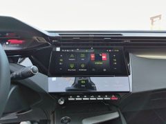 Fahrzeugabbildung Peugeot 408 Hybrid 136 GT Focal, Alcantara, 360° Kamera