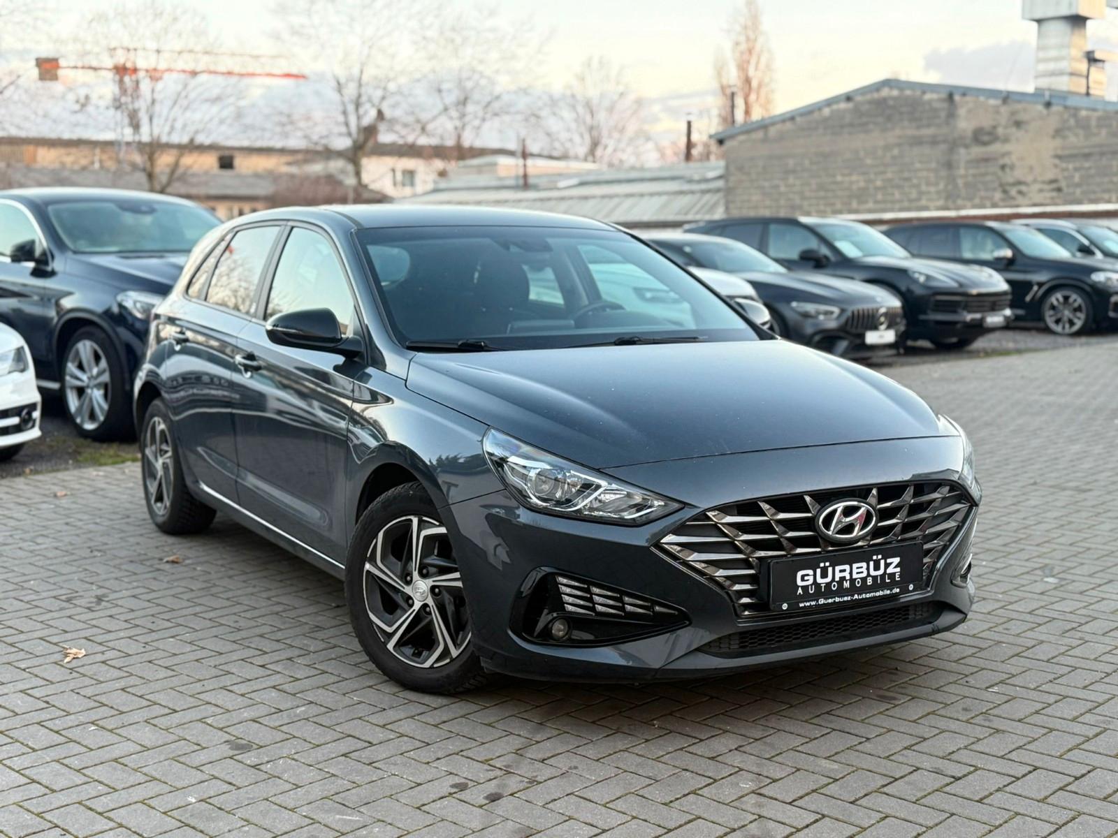 Hyundai i30 Edition 30  1,0 TGDI Automatik*Navi*Szhz*RFK